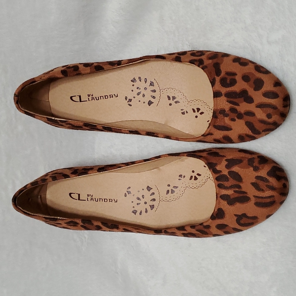 By Claundy suede blockheel animal print 8M (Ss18)